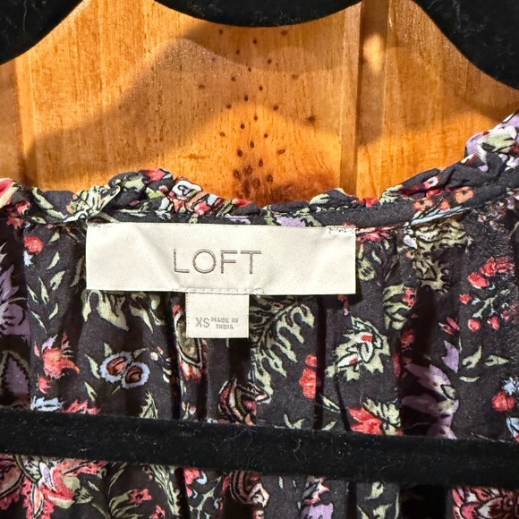 Loft Women's Paisley blouse - Picture 2 of 3